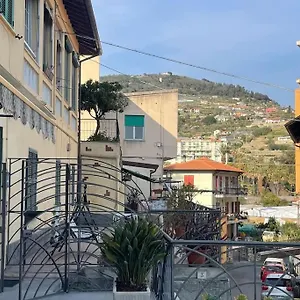 https://casa-visconti-bordighera-vista-mare.hotelitalianriviera.com